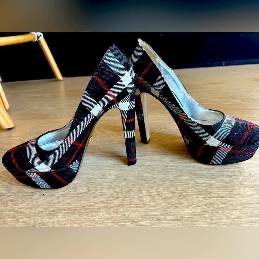 Prada Anthracite Tartan Plaid Pumps - Brand New, No box!